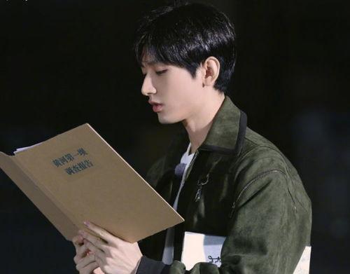 成毅娱乐吃瓜 第2张 成毅娱乐吃瓜 第2张